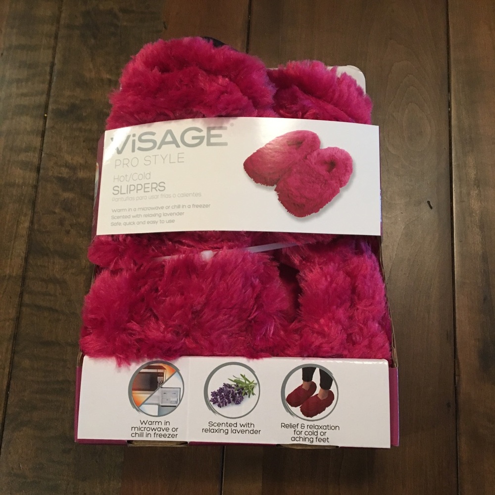 Visage hot/cold Slippers hot pink. Size 8 - 12